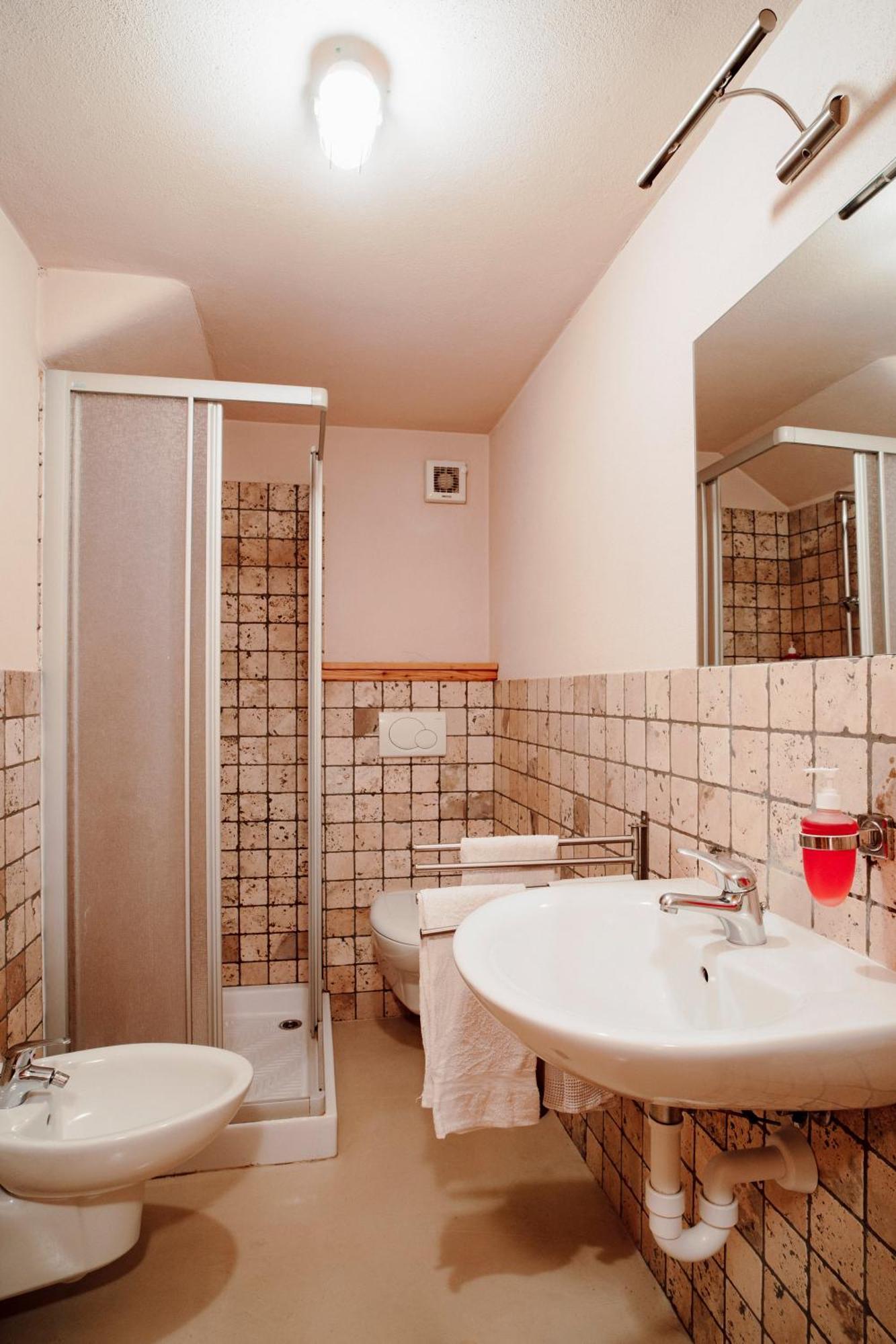 Maison Rosset Agriturismo, Camere, Appartamenti E Spa In Valle D'Aosta Nus Eksteriør billede
