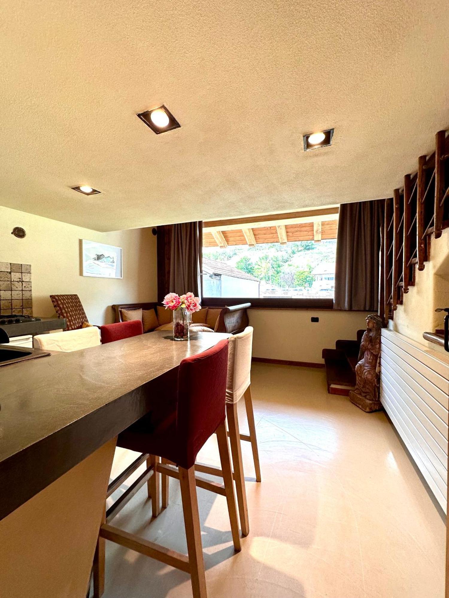 Maison Rosset Agriturismo, Camere, Appartamenti E Spa In Valle D'Aosta Nus Eksteriør billede