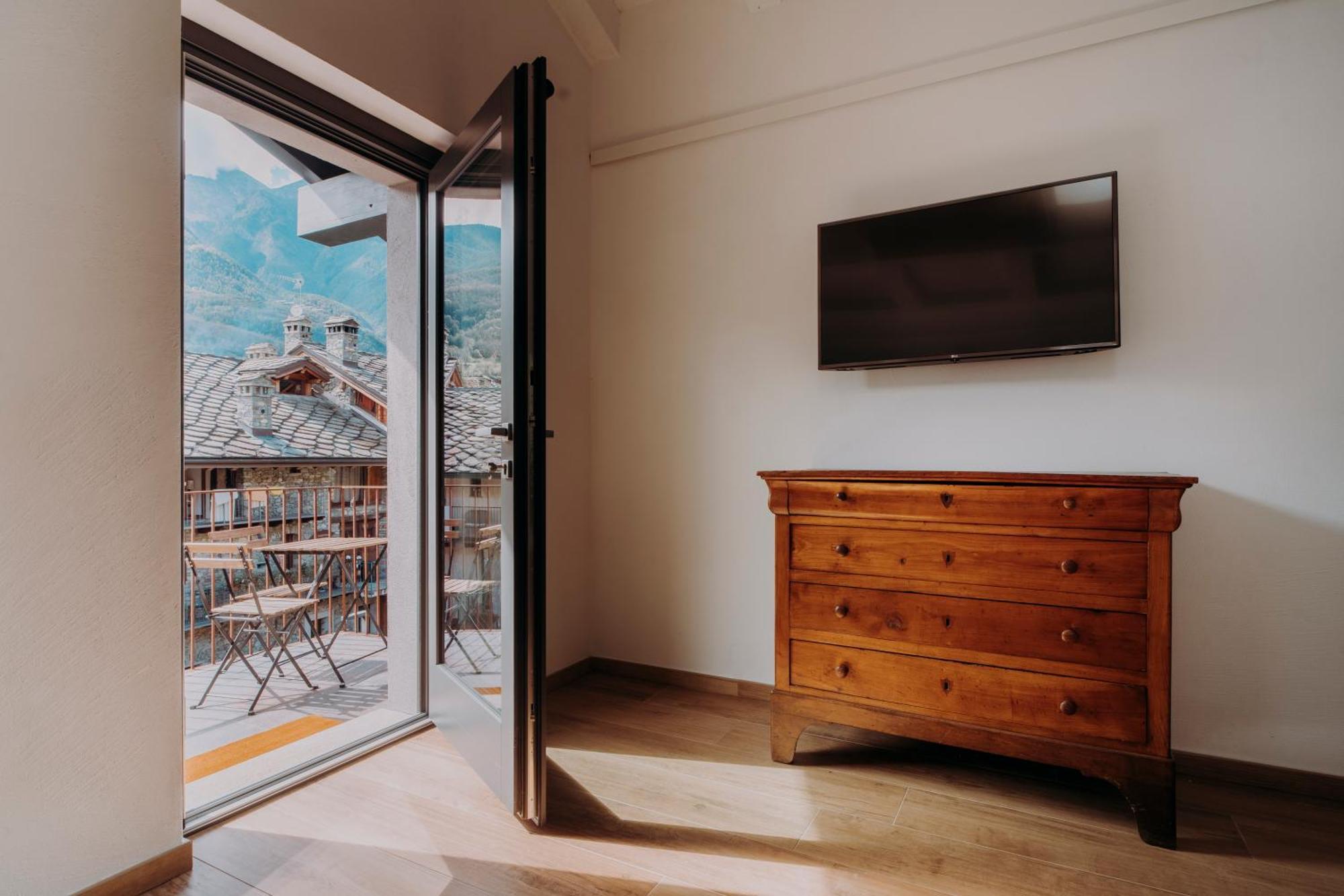 Maison Rosset Agriturismo, Camere, Appartamenti E Spa In Valle D'Aosta Nus Eksteriør billede